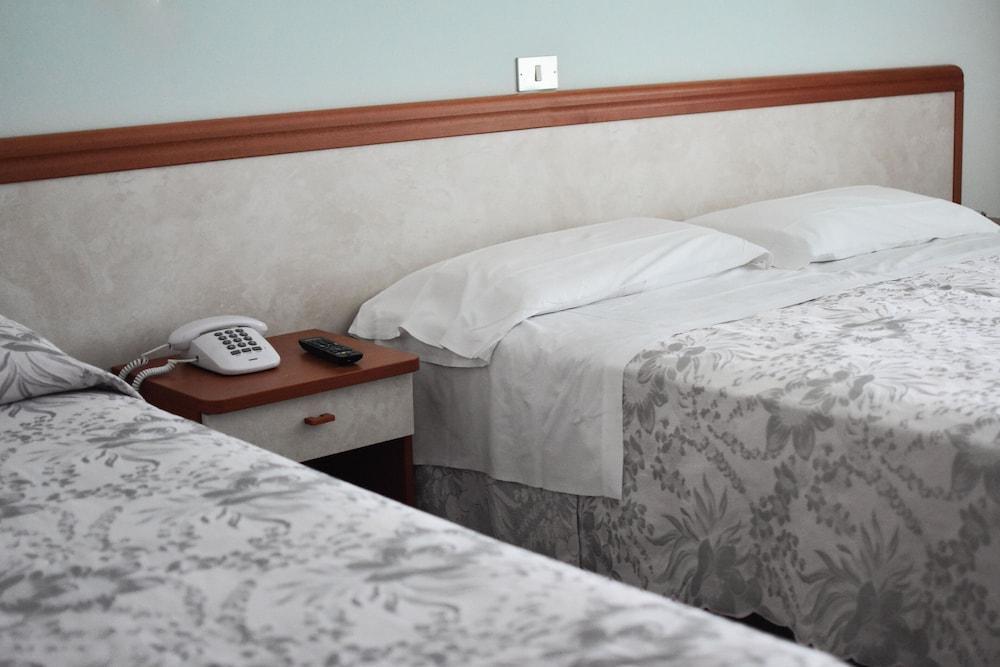 Hotel Universal Bellaria-Igea Marina Ngoại thất bức ảnh