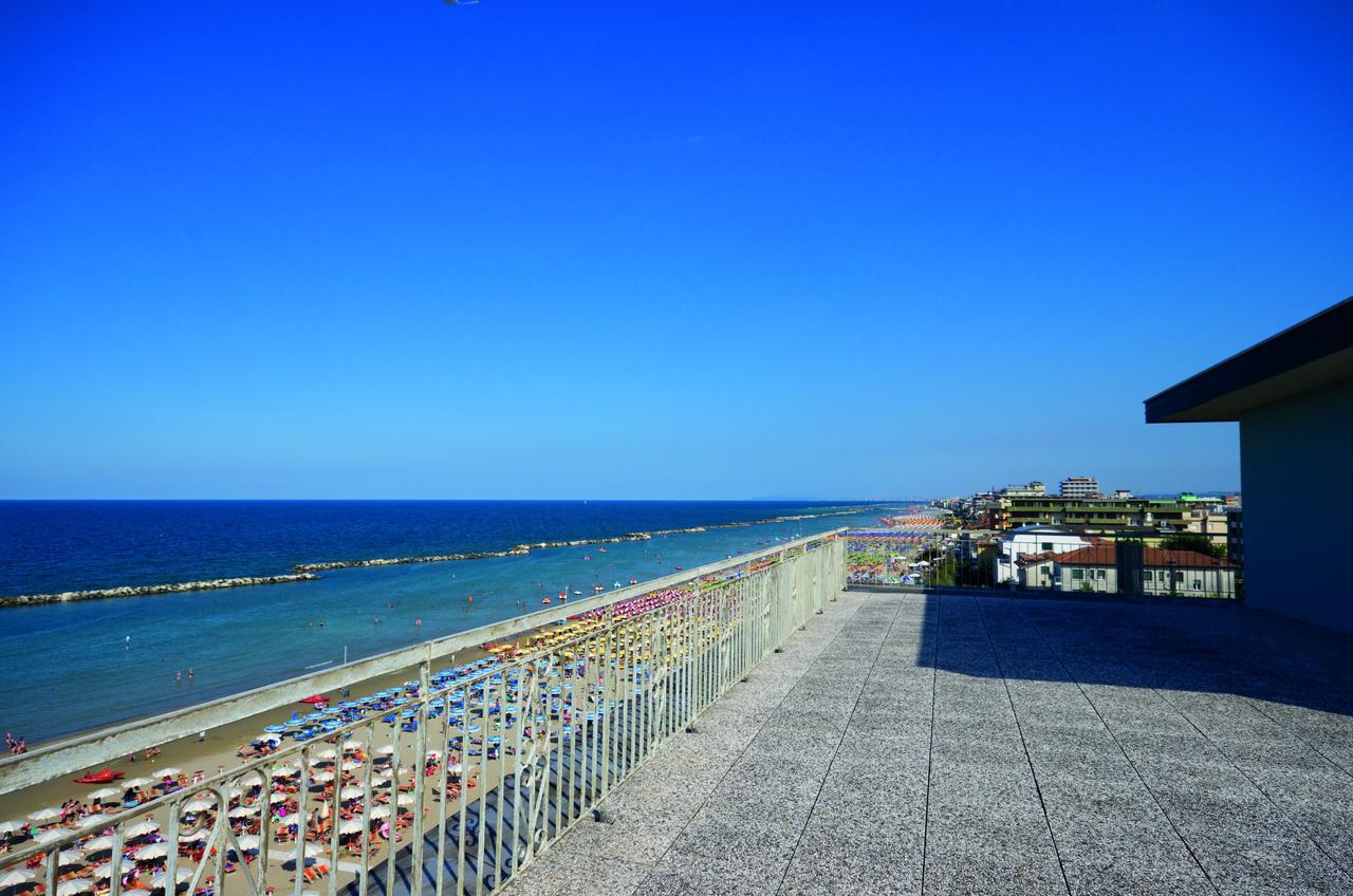 Hotel Universal Bellaria-Igea Marina Ngoại thất bức ảnh