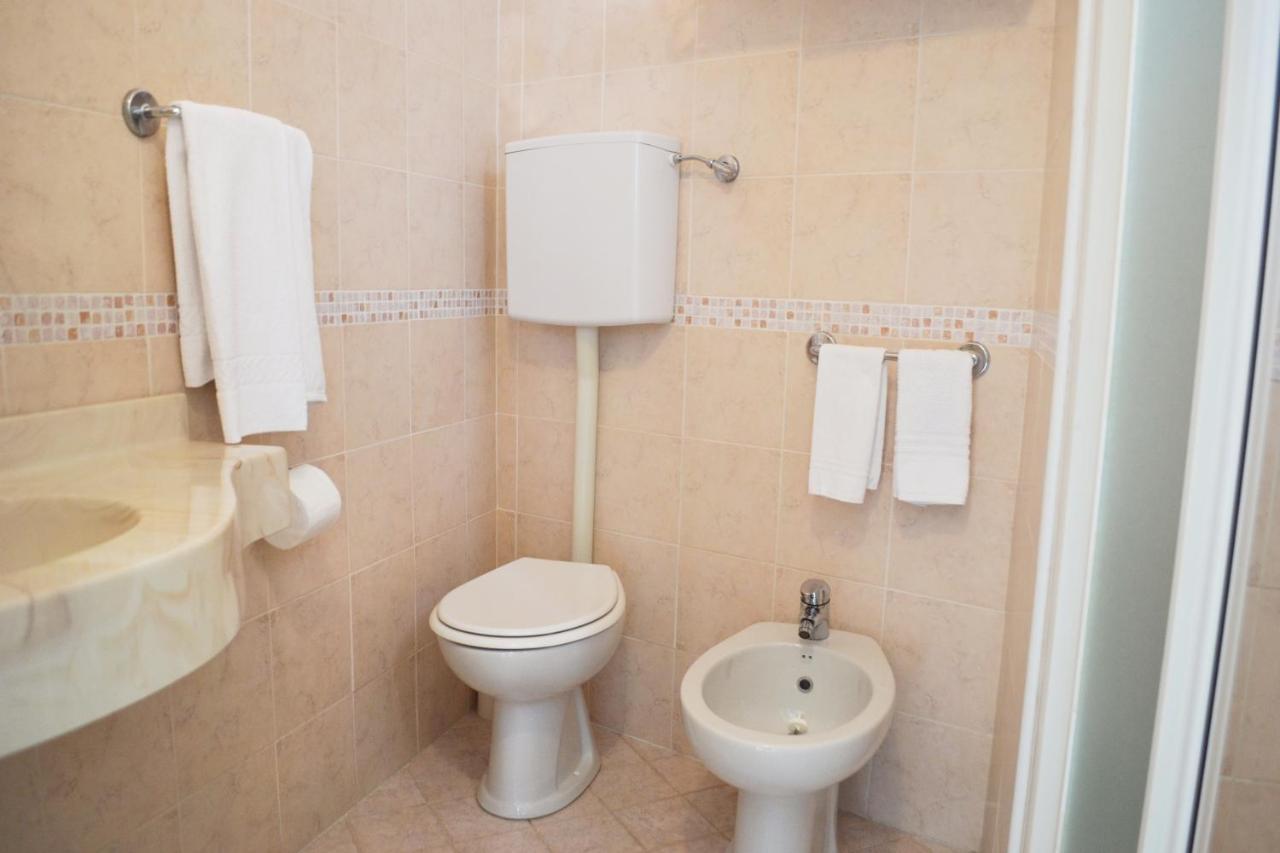 Hotel Universal Bellaria-Igea Marina Ngoại thất bức ảnh