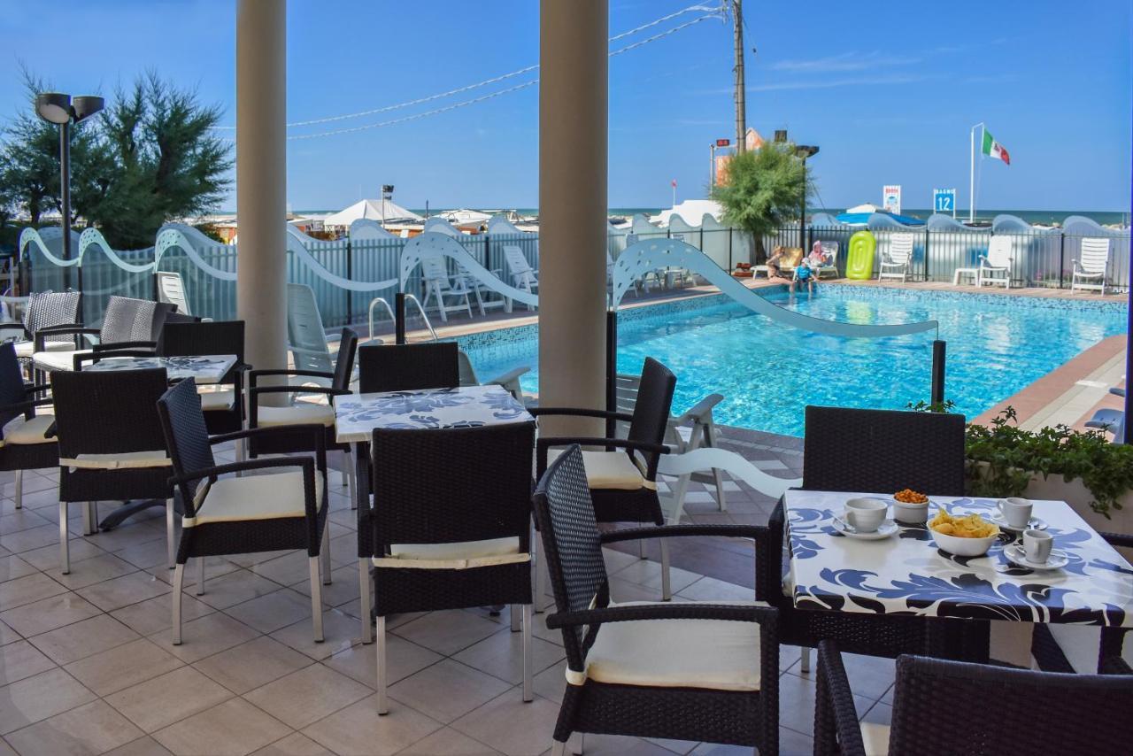 Hotel Universal Bellaria-Igea Marina Ngoại thất bức ảnh